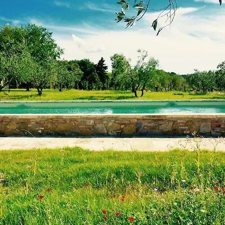Villa Pozzolo: All-inclusive Music & Wine Retreat Montaione