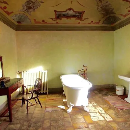 Pozzolo: All-inclusive Music & Wine Retreat Montaione
