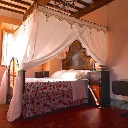 Villa Pozzolo: All-inclusive Music & Wine Retreat