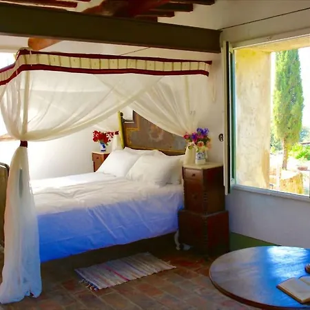 Pozzolo: All-inclusive Music & Wine Retreat *