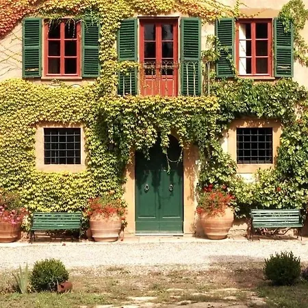Villa Pozzolo: All-inclusive Music & Wine Retreat
